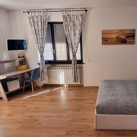 Il Gatto Stanco B&B 아로나 외부 사진
