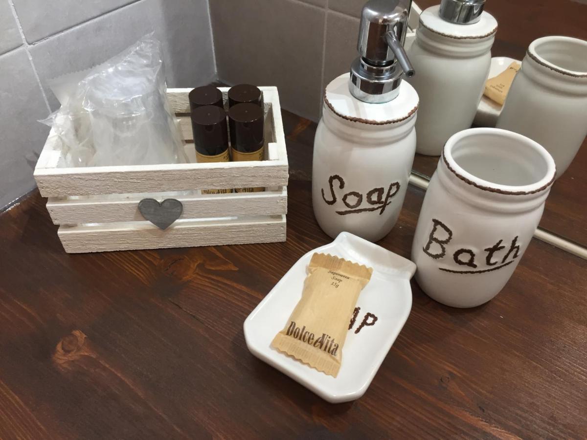 Il Gatto Stanco B&B 아로나 외부 사진