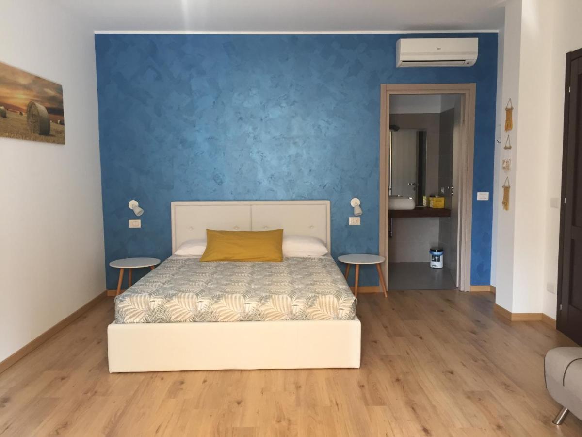 Il Gatto Stanco B&B 아로나 외부 사진